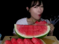 娱乐吃瓜封面如何做的视频,幕后技巧大公开
