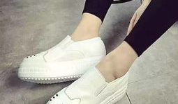明星穿小白鞋,简约时尚的潮流风向标
