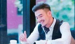 娱乐圈吃瓜男导演小说,导演的瓜田秘事