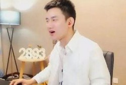 甜小菜和阿哲的照片